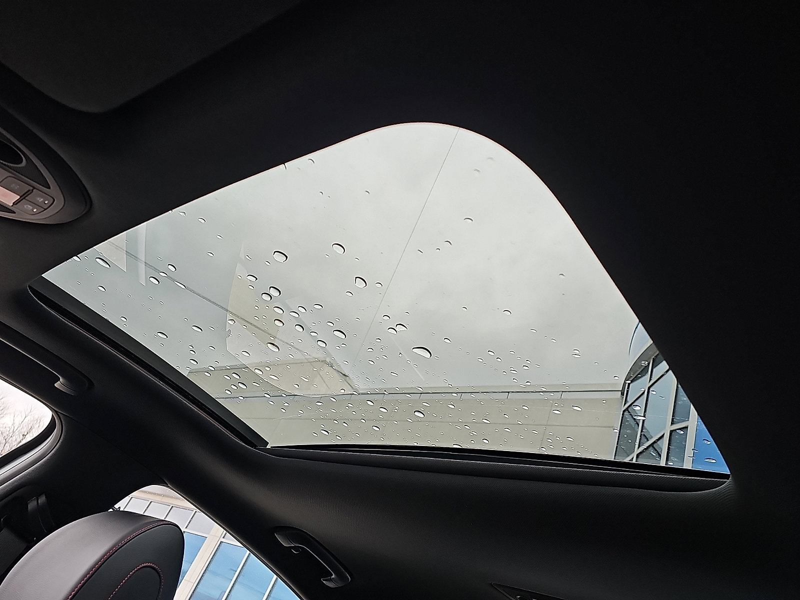 Used 2025 Genesis G70 3.3T Advanced image 15