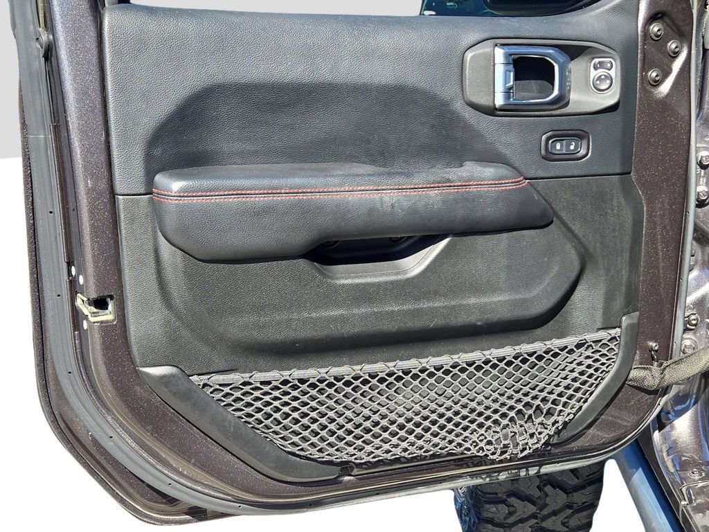 Used 2018 Jeep Wrangler Unlimited Rubicon image 15