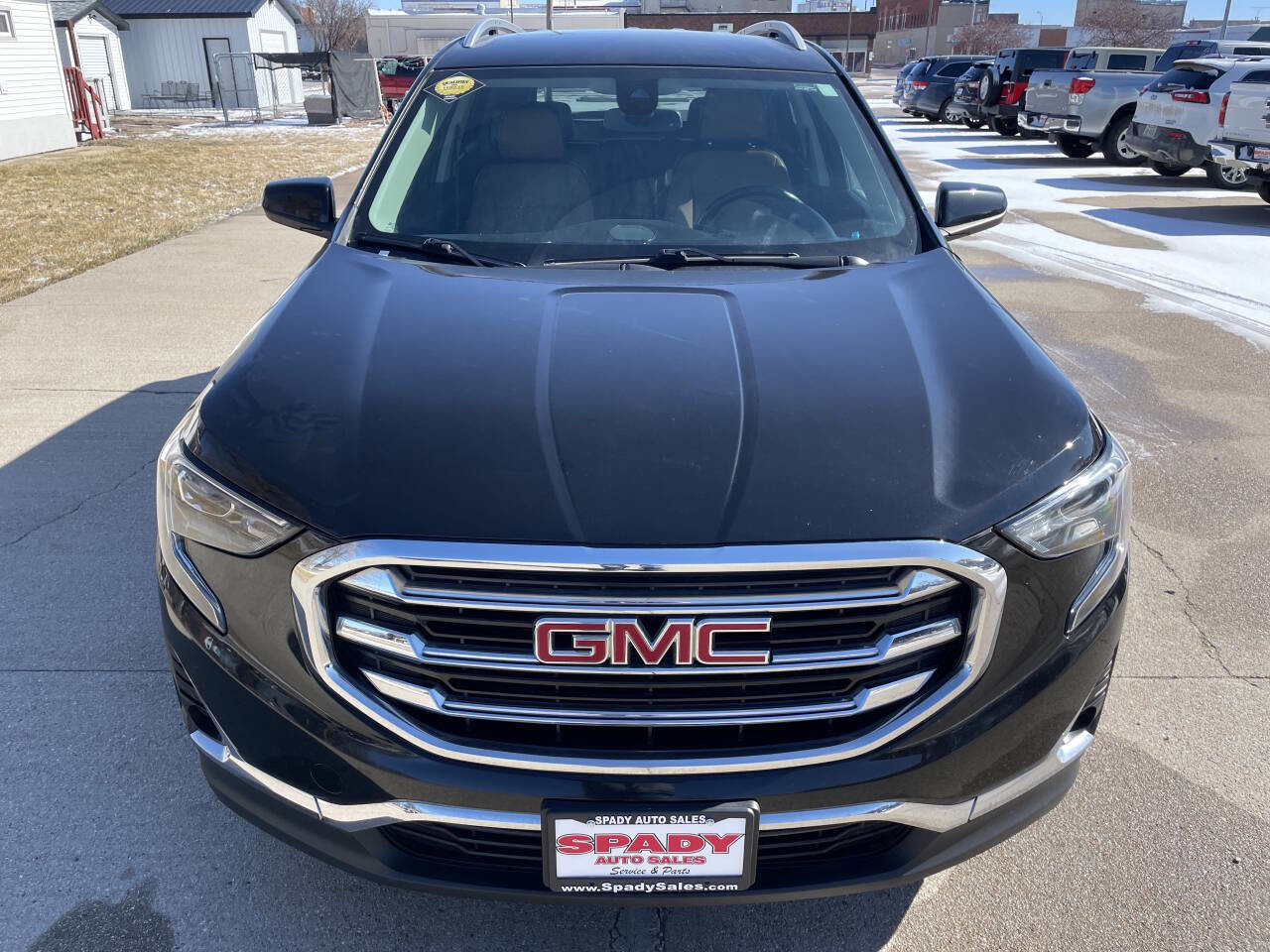 Used 2020 GMC Terrain SLT w/ Preferred Package image 3