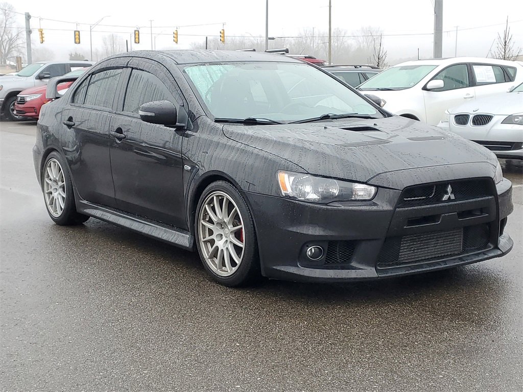 Used 2015 Mitsubishi Lancer Evolution GSR image 4