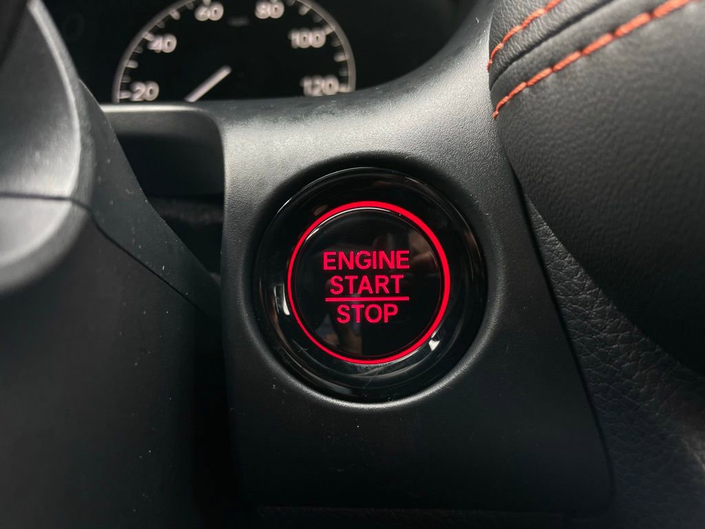 Certified 2025 Honda HR-V Sport image 21