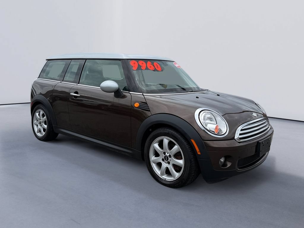Used 2010 MINI Cooper Clubman Hardtop FWD image 1