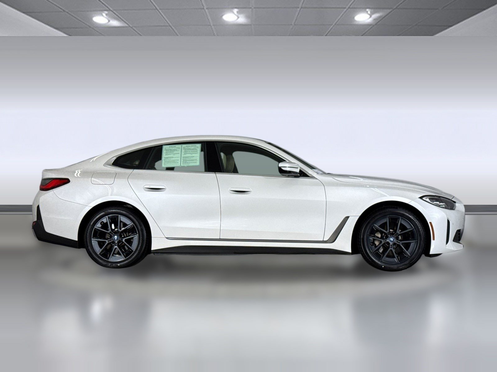 Certified 2023 BMW i4 eDrive35 RWD image 8