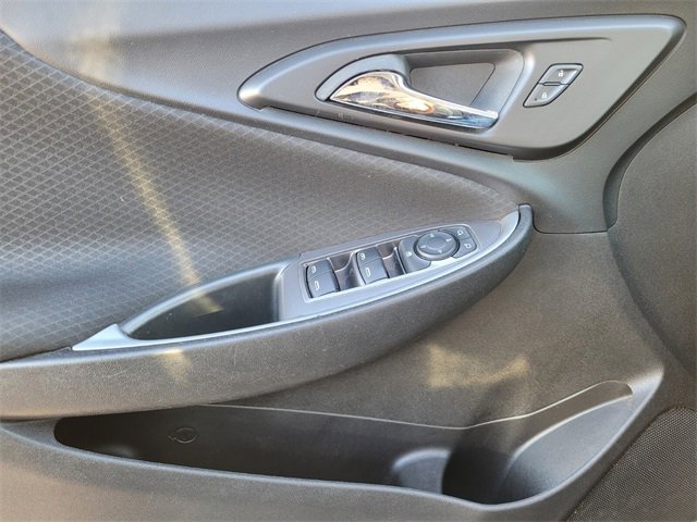 Used 2024 Chevrolet Malibu LT image 32