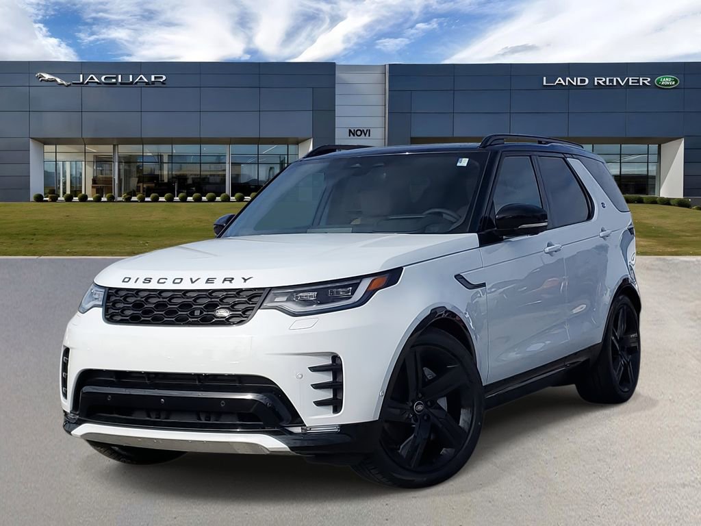Used 2025 Land Rover Discovery Dynamic SE AWD/4WD image 1