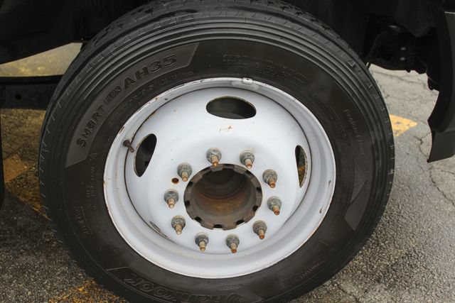 Used 2019 Ford F550 2WD Regular Cab Super Duty image 12