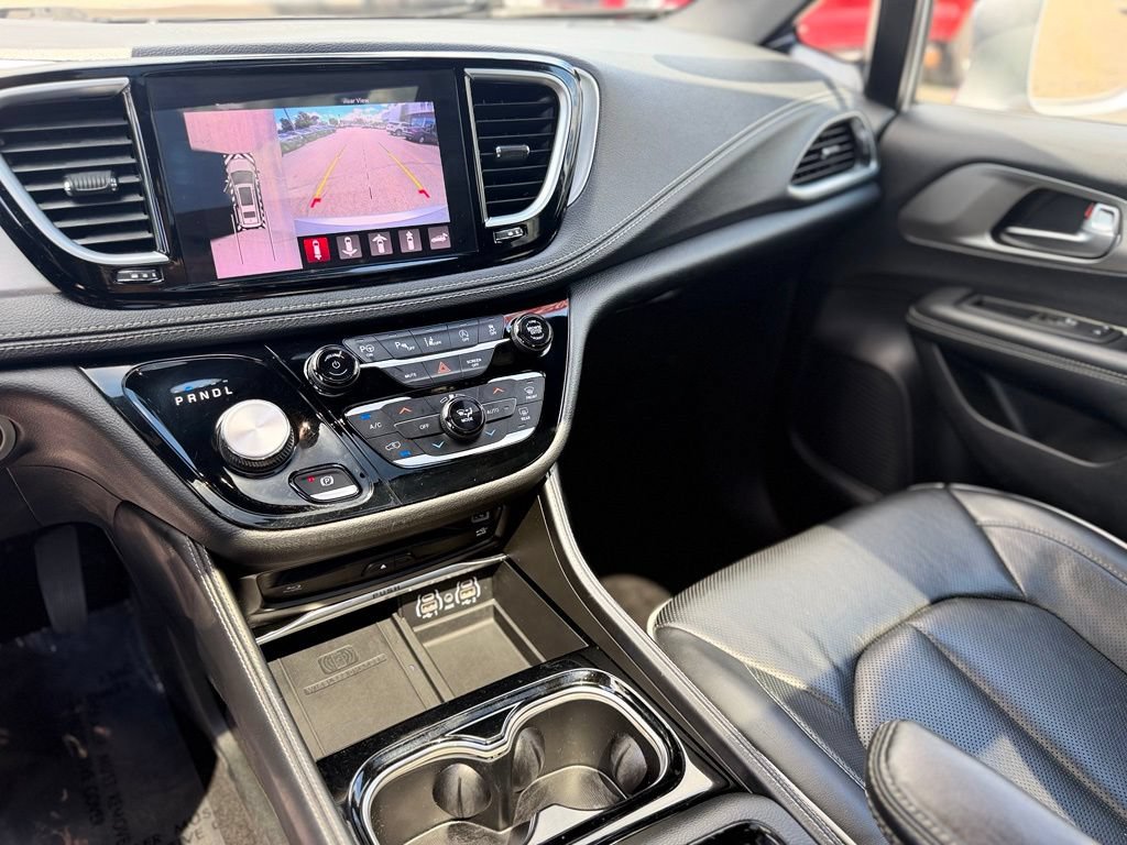 Used 2021 Chrysler Pacifica Limited w/ Uconnect Theater Family Group AWD/4WD image 19