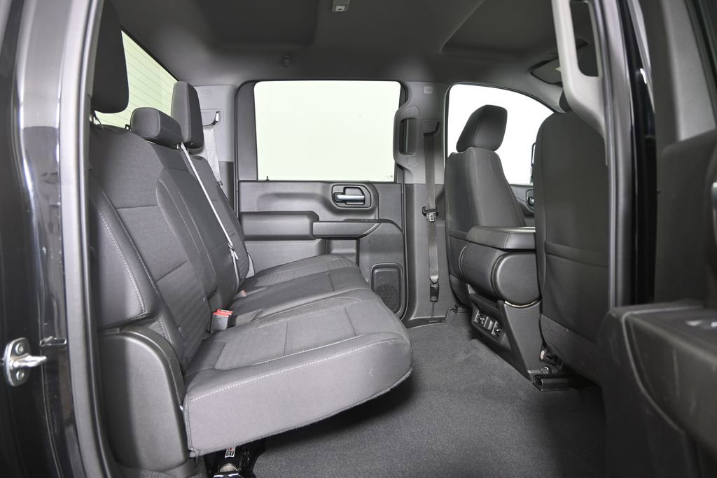 Used 2021 Chevrolet Silverado 2500 LT w/ Midnight Edition AWD/4WD image 16