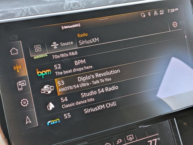 Used 2023 Audi e-tron Premium Plus w/ Premium Plus Package image 14