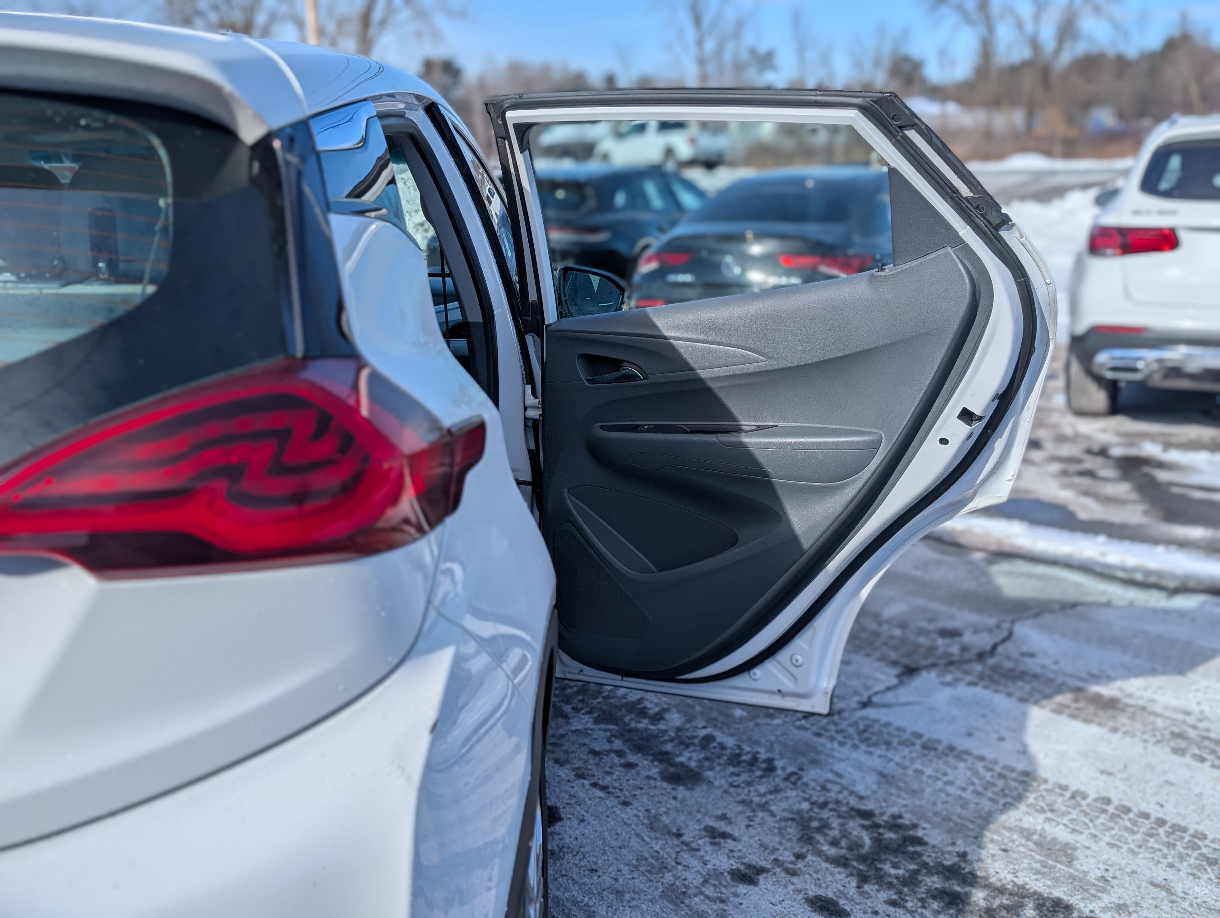 Used 2017 Chevrolet Bolt LT image 37