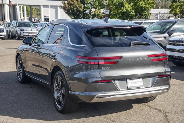 Used 2023 Genesis Electrified GV70 AWD/4WD image 2