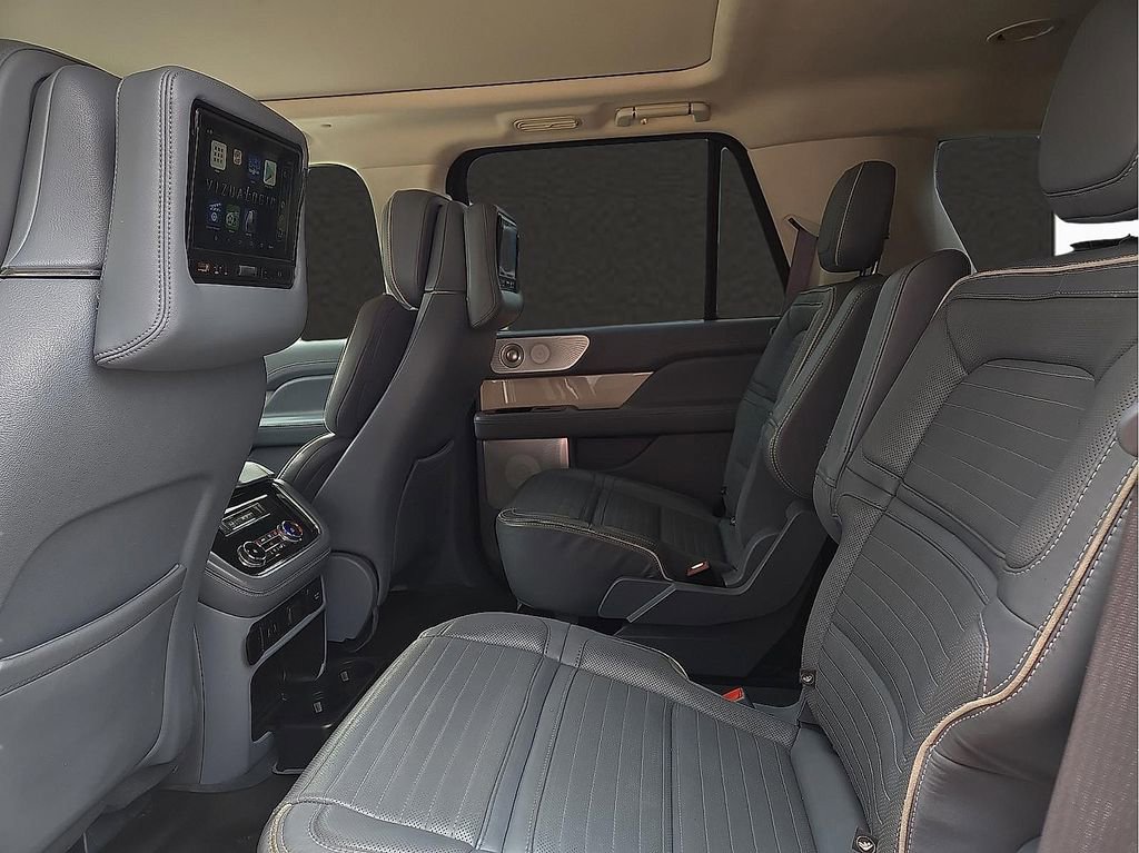 Used 2018 Lincoln Navigator Black Label image 10