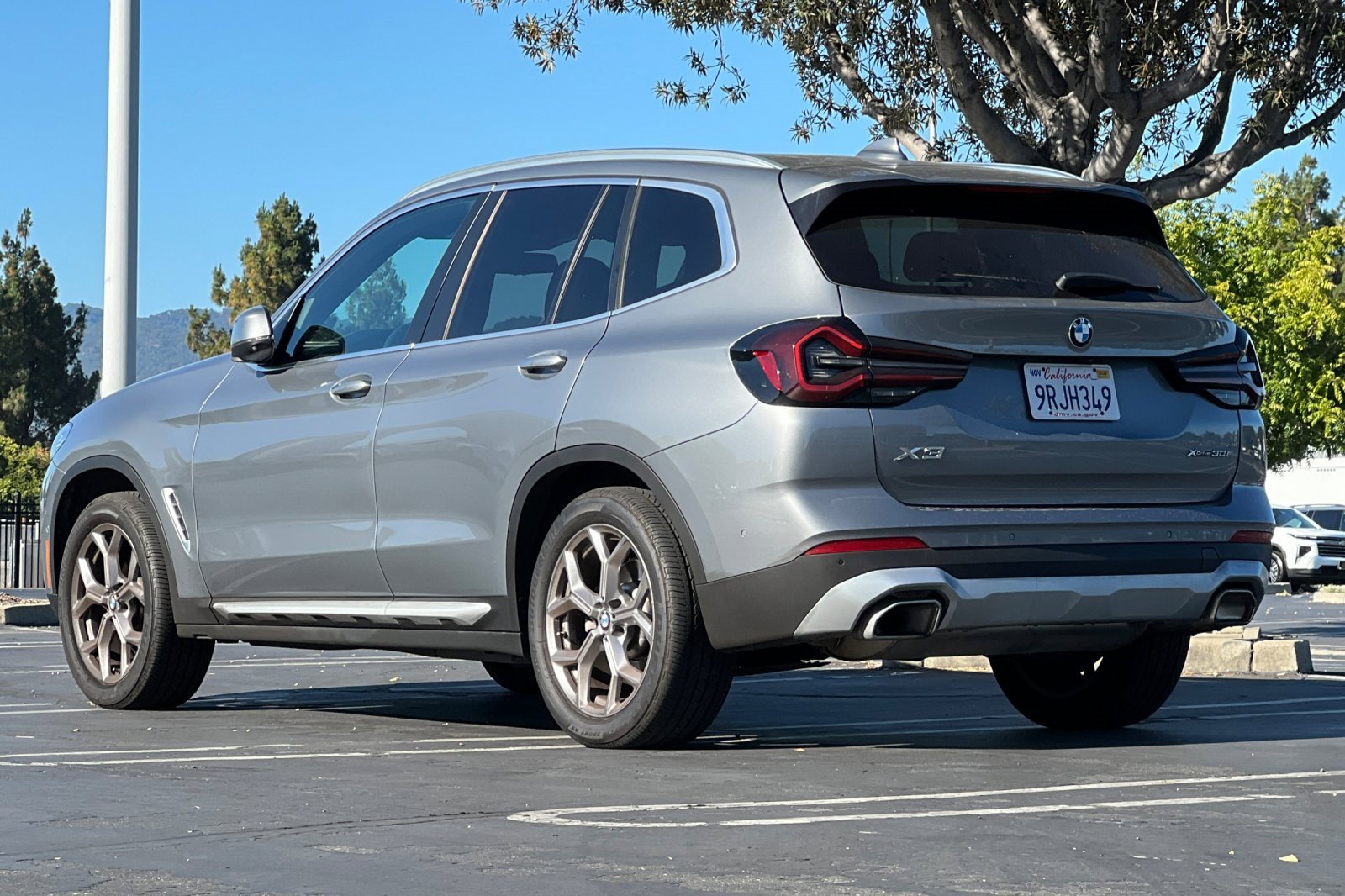 Used 2023 BMW X3 xDrive30i w/ Premium Package image 6