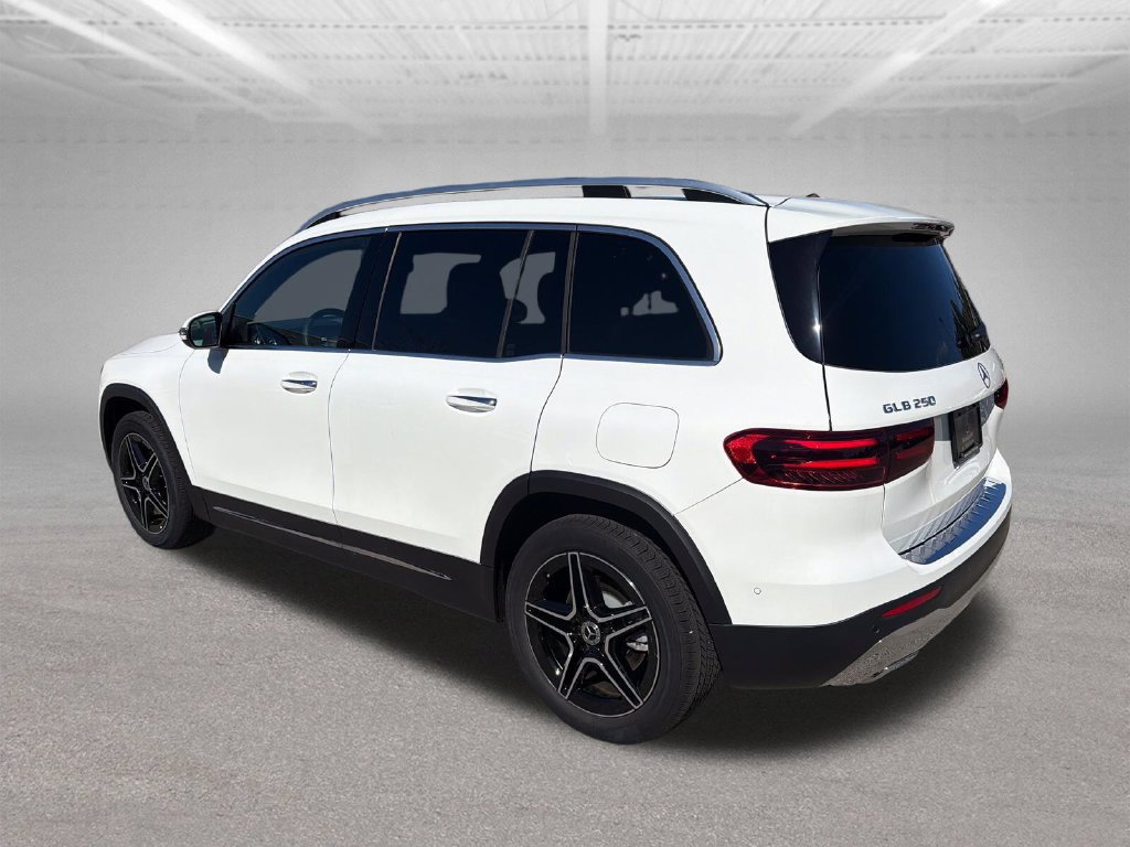 New 2026 Mercedes-Benz GLB 250 4MATIC image 5