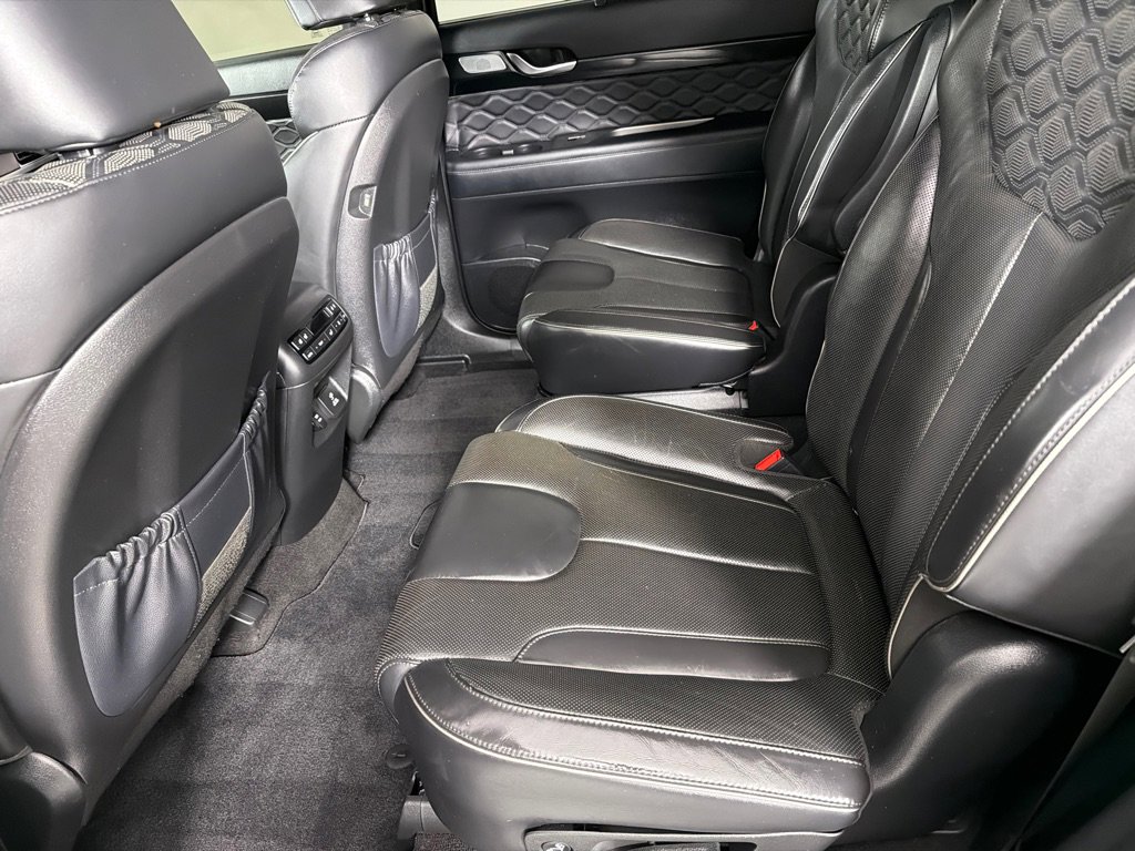 Used 2020 Hyundai Palisade Limited image 18