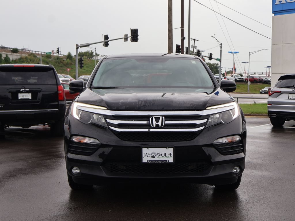 Used 2017 Honda Pilot EX-L image 2