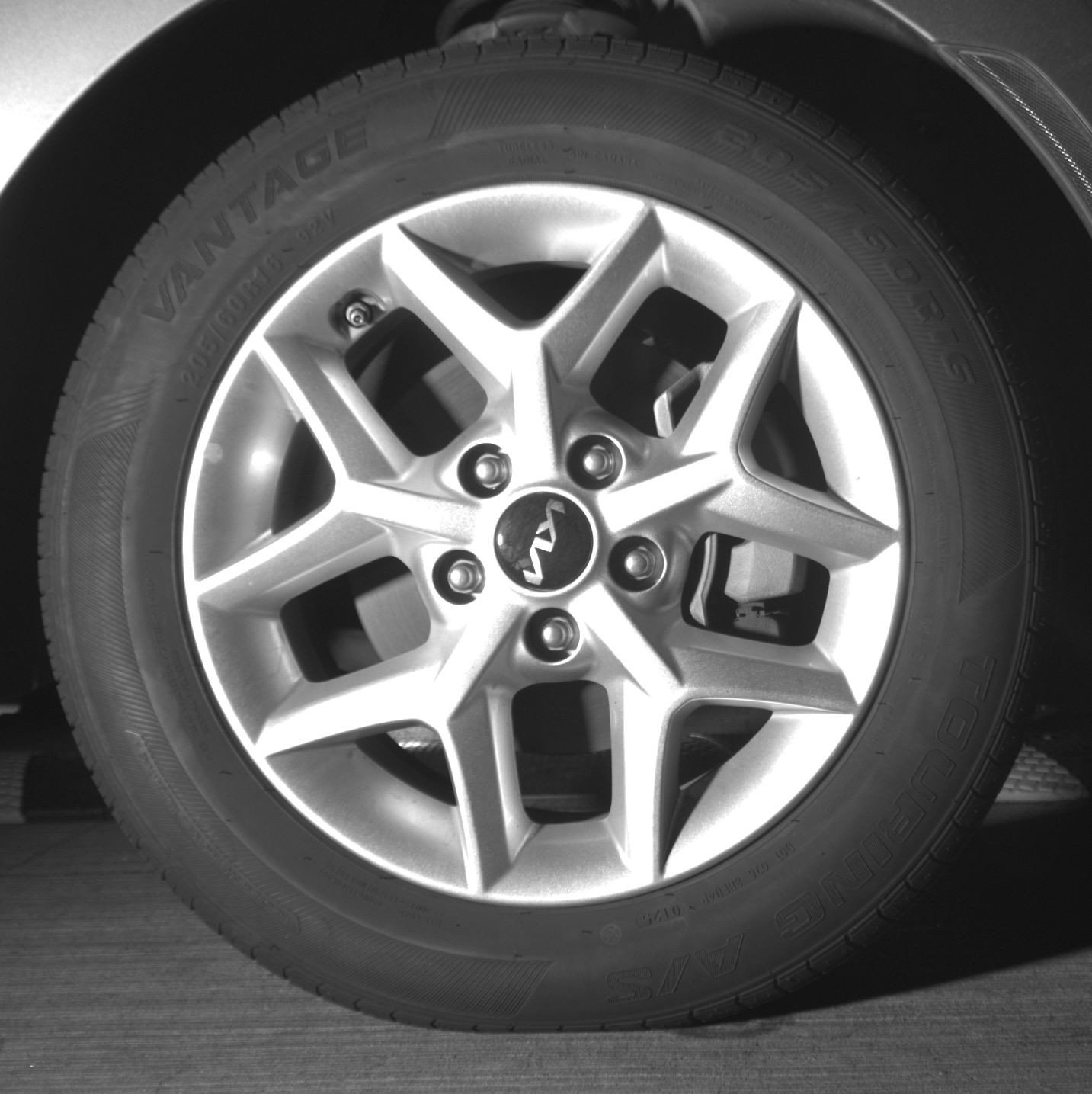Used 2025 Kia Soul LX w/ LX Technology Package FWD image 13