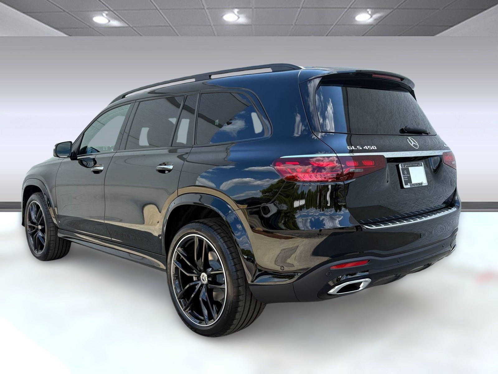 New 2026 Mercedes-Benz GLS 450 4MATIC image 3