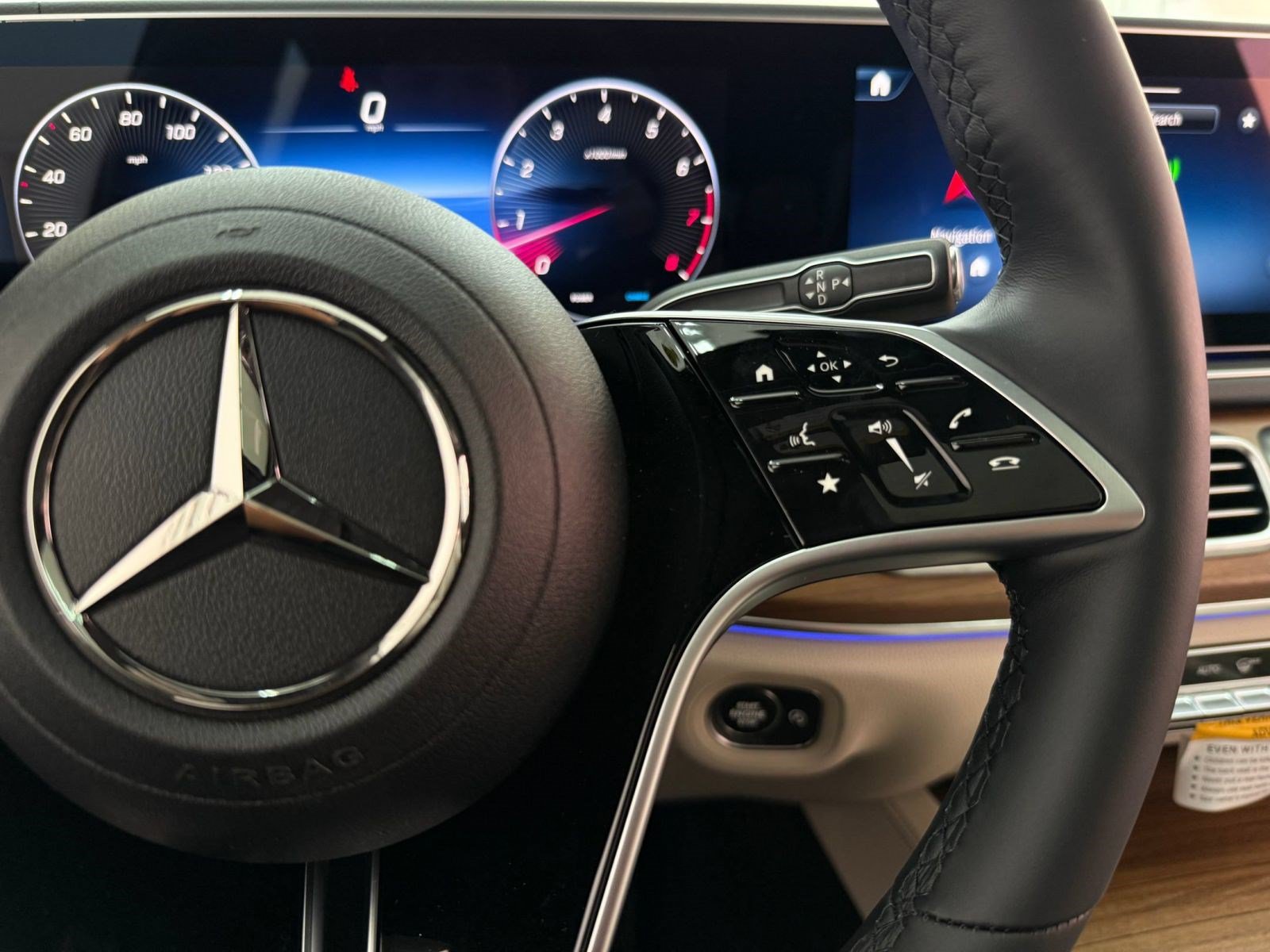 New 2026 Mercedes-Benz GLE 580 4MATIC image 14