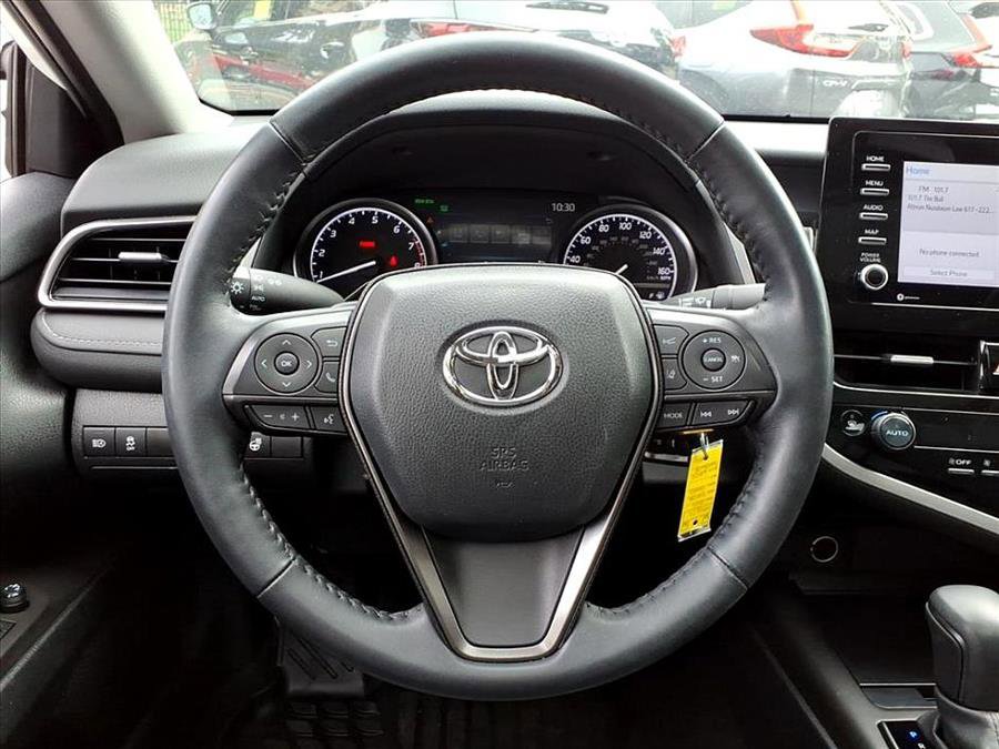 Used 2023 Toyota Camry SE image 23