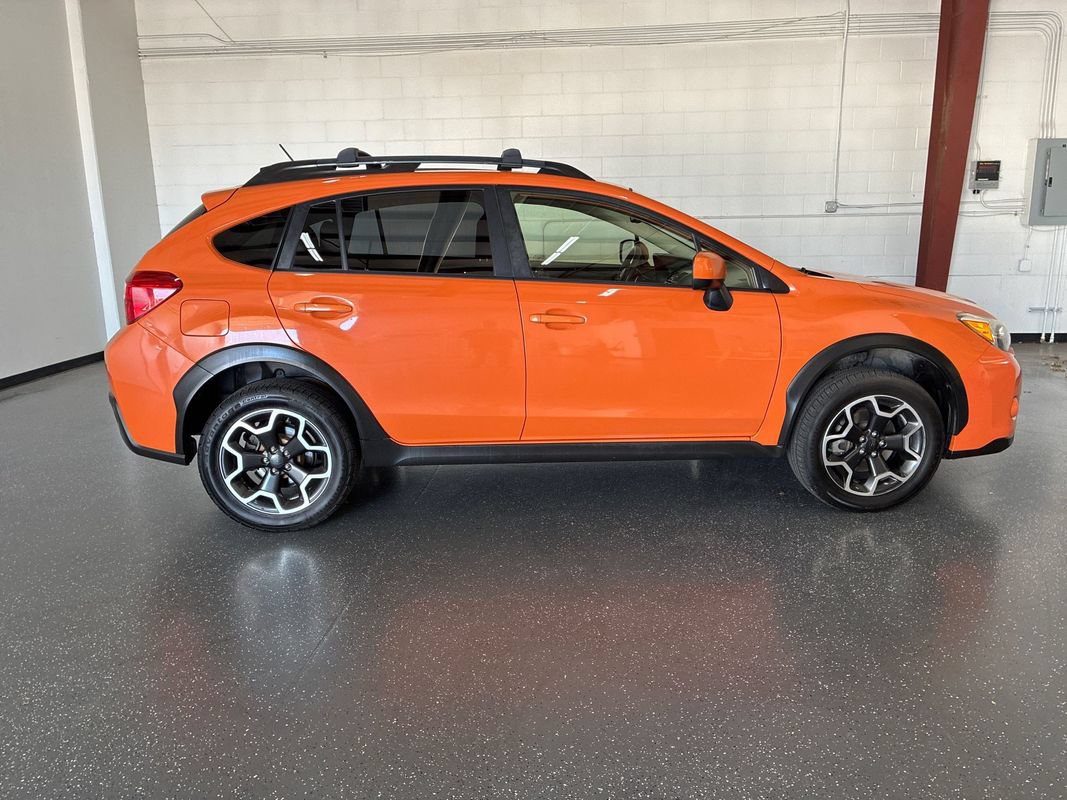 Used 2014 Subaru Crosstrek 2.0i Premium AWD/4WD image 3