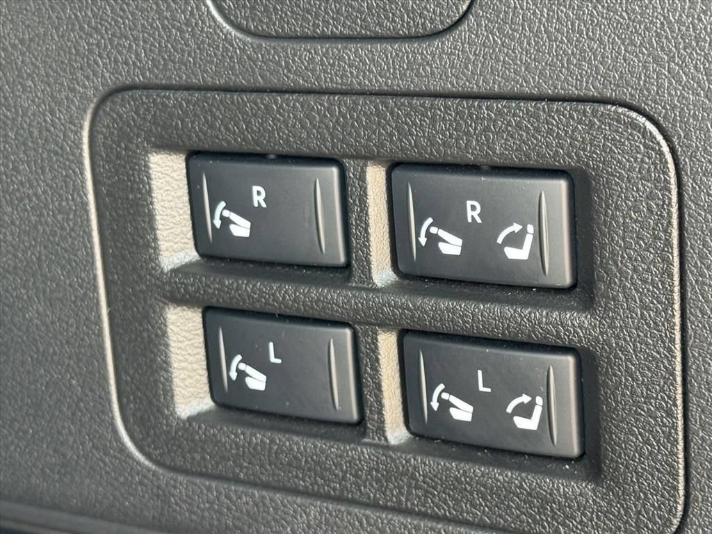 Certified 2025 Nissan Armada SL AWD/4WD image 12