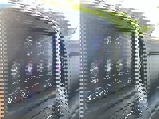 Used 2021 Chevrolet Silverado 1500 LT AWD/4WD image 14