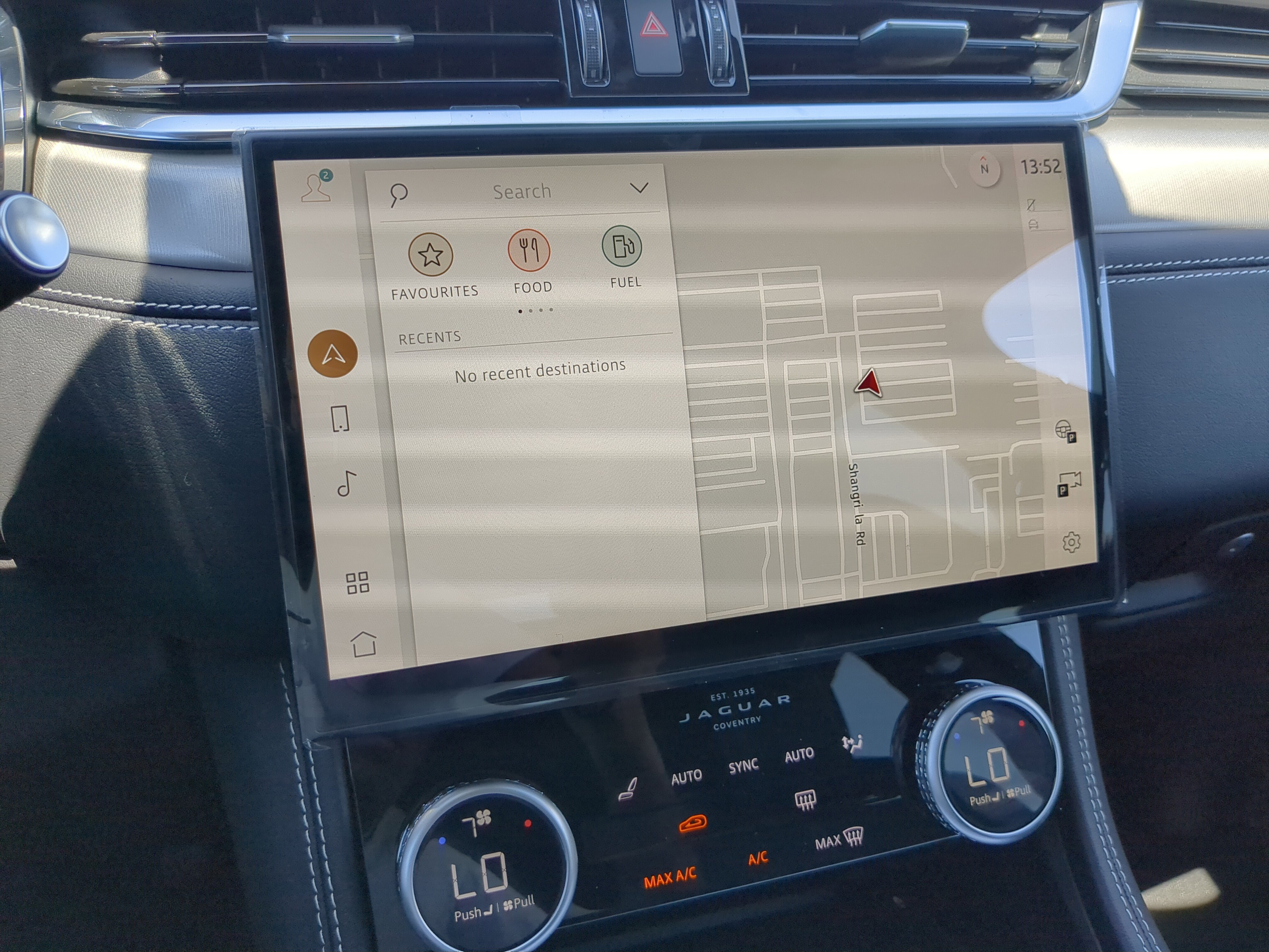 New 2026 Jaguar F-PACE R-Dynamic S image 19