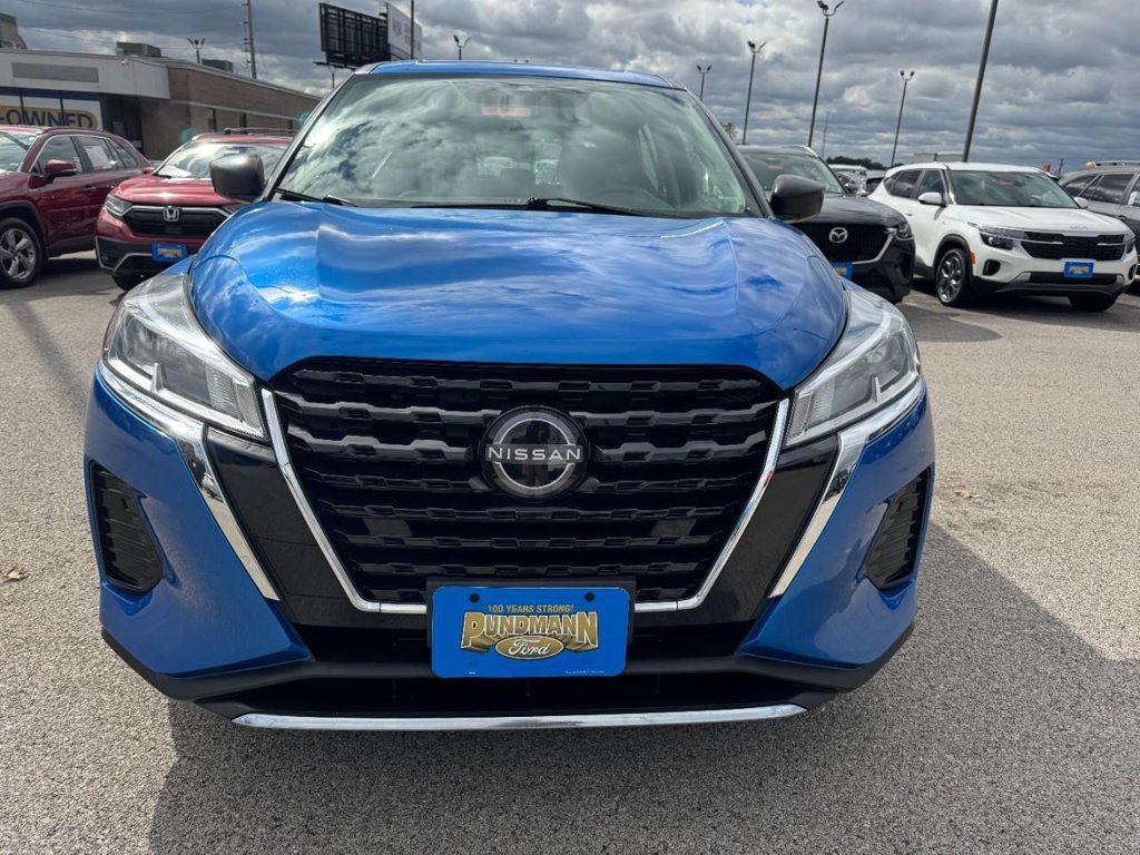 Used 2022 Nissan Kicks S FWD image 9