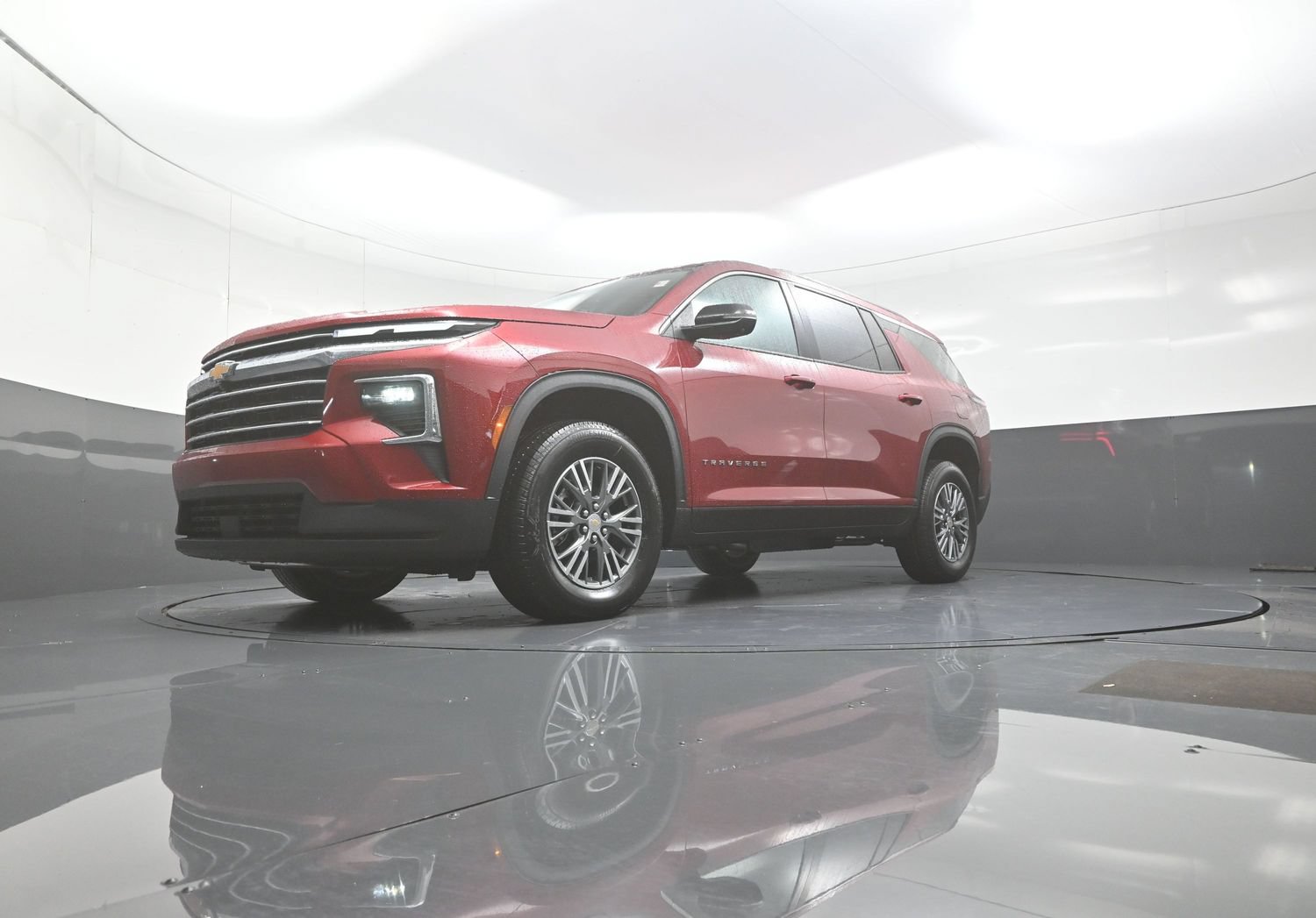 New 2026 Chevrolet Traverse LT w/ Driver Confidence Package AWD/4WD image 11