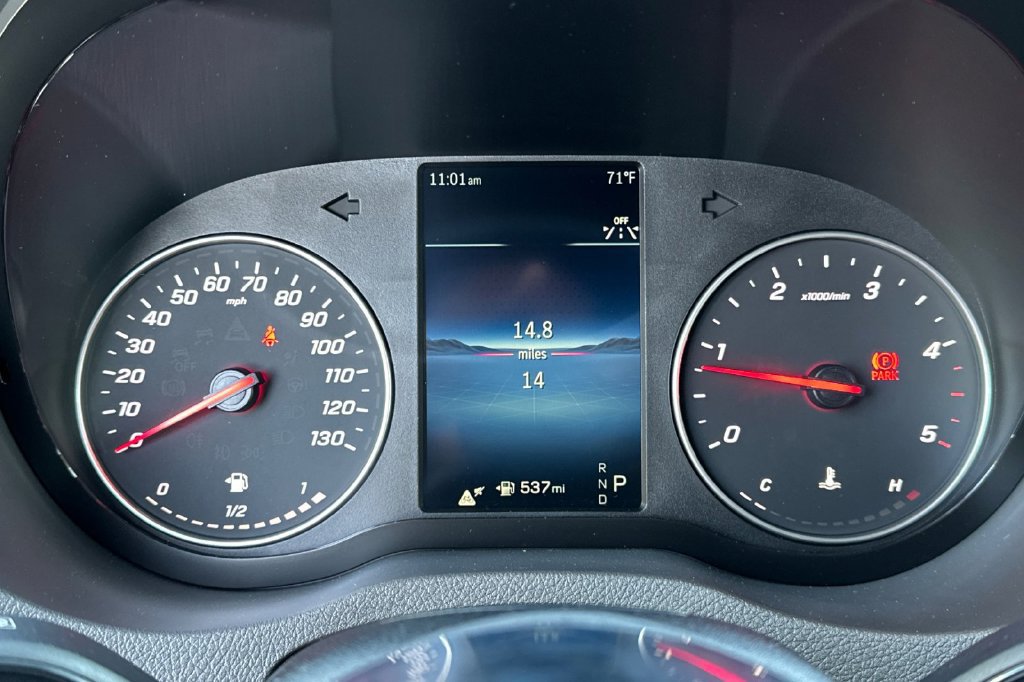 Used 2025 Mercedes-Benz Sprinter 2500 image 28