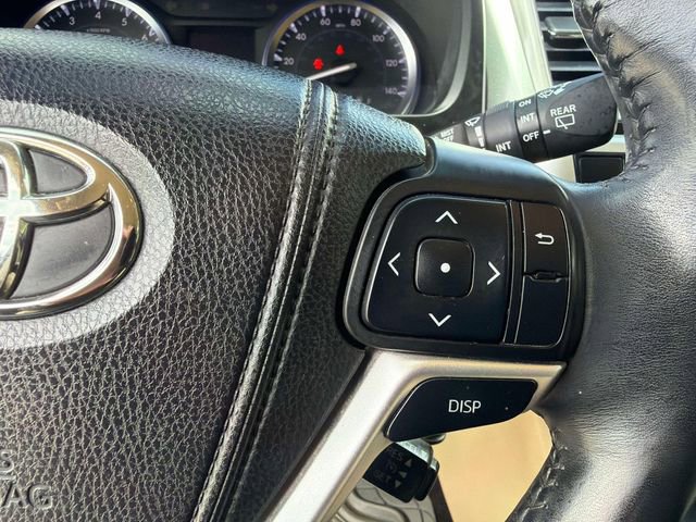 Used 2015 Toyota Highlander Plus AWD/4WD image 31