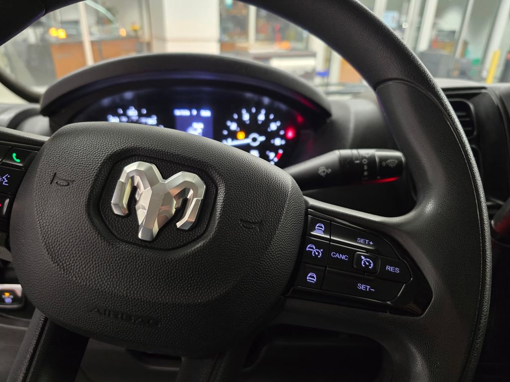 Used 2024 RAM ProMaster 2500 w/ Convenience Group image 19