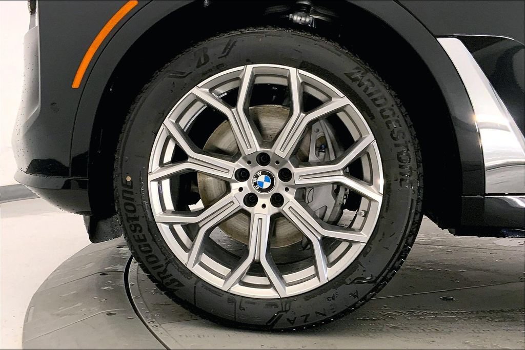 New 2027 BMW X7 xDrive40i AWD/4WD image 9