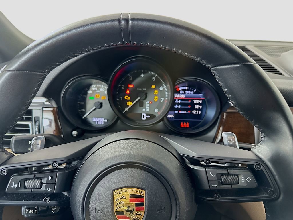 Certified 2023 Porsche Macan AWD/4WD image 13