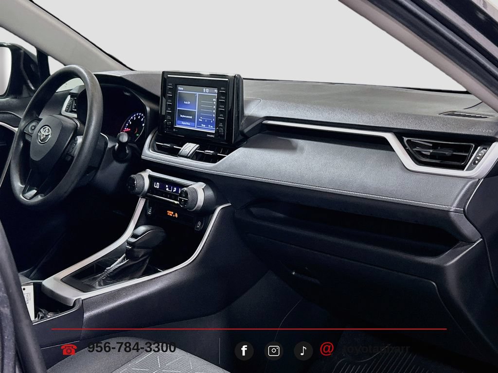 Used 2020 Toyota RAV4 XLE FWD image 26