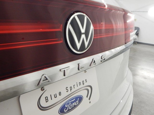 Used 2024 Volkswagen Atlas Cross Sport SE image 5
