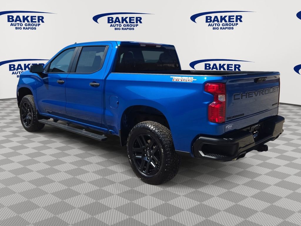Used 2023 Chevrolet Silverado 1500 Custom Trail Boss w/ LPO, Dark Essentials Package image 4