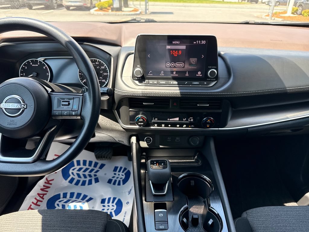 Used 2023 Nissan Rogue SV AWD/4WD image 17