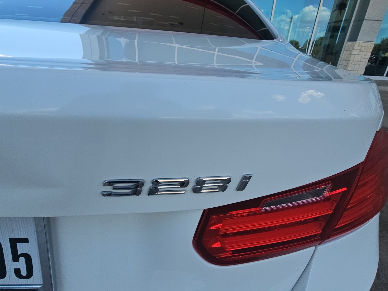Used 2015 BMW 328i Sedan RWD image 13
