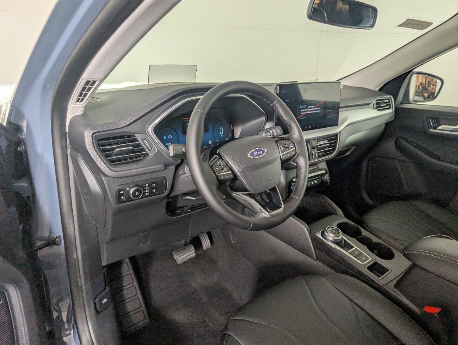 New 2025 Ford Escape SE w/ PHEV Premium Package image 11