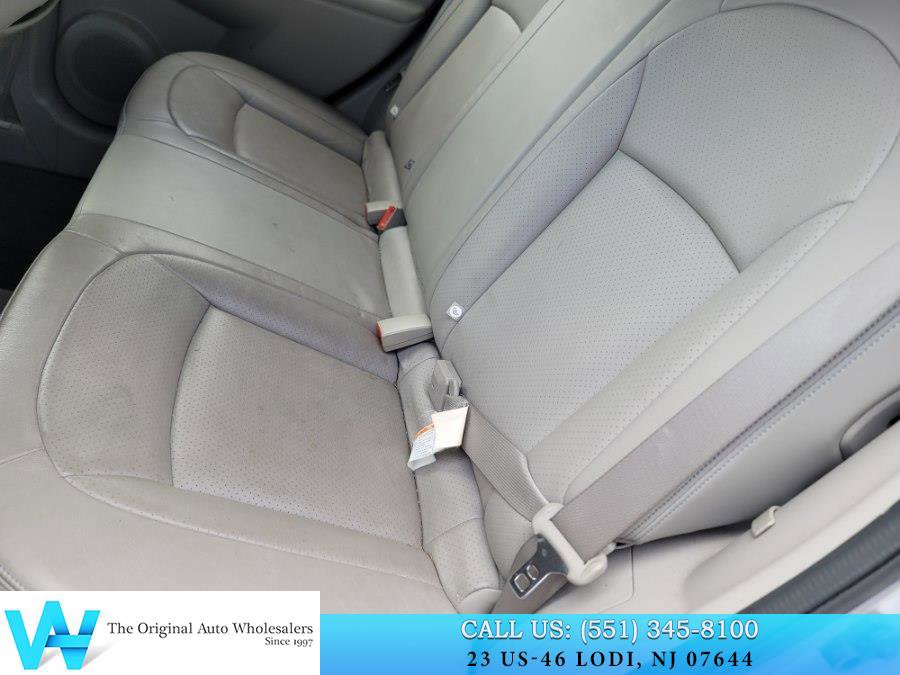 Used 2011 Nissan Rogue SV w/ SL Pkg image 13