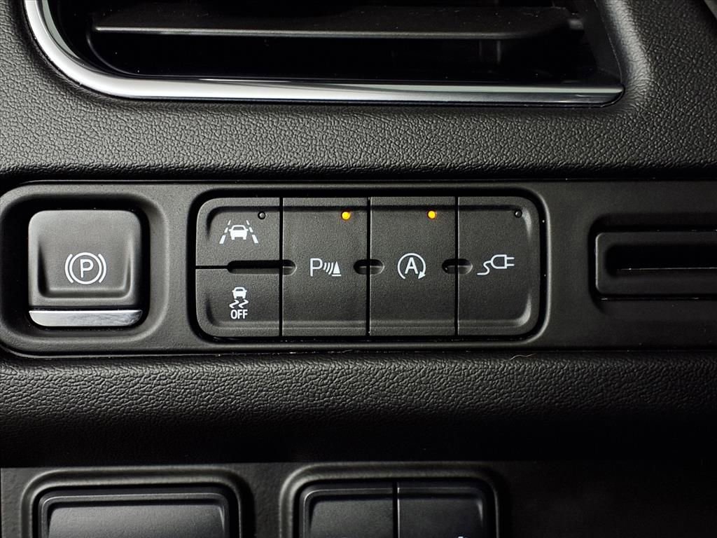 Used 2021 Chevrolet Suburban Premier image 18