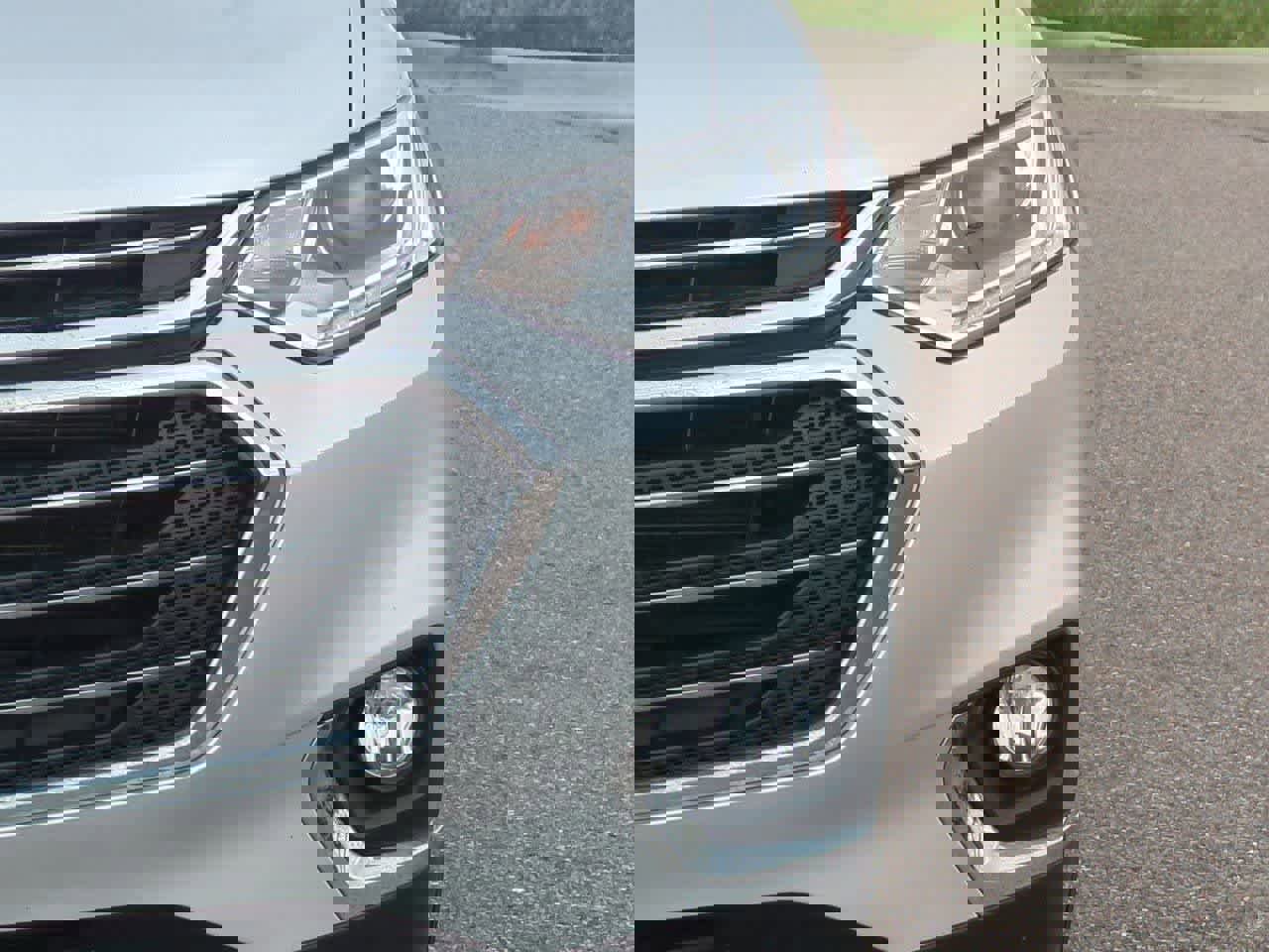 Used 2019 Chevrolet Traverse LT w/ LPO, Floor Liner Package AWD/4WD image 10