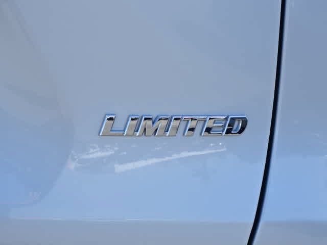 Used 2025 Toyota RAV4 Limited w/ Advanced Technology Package FWD image 10