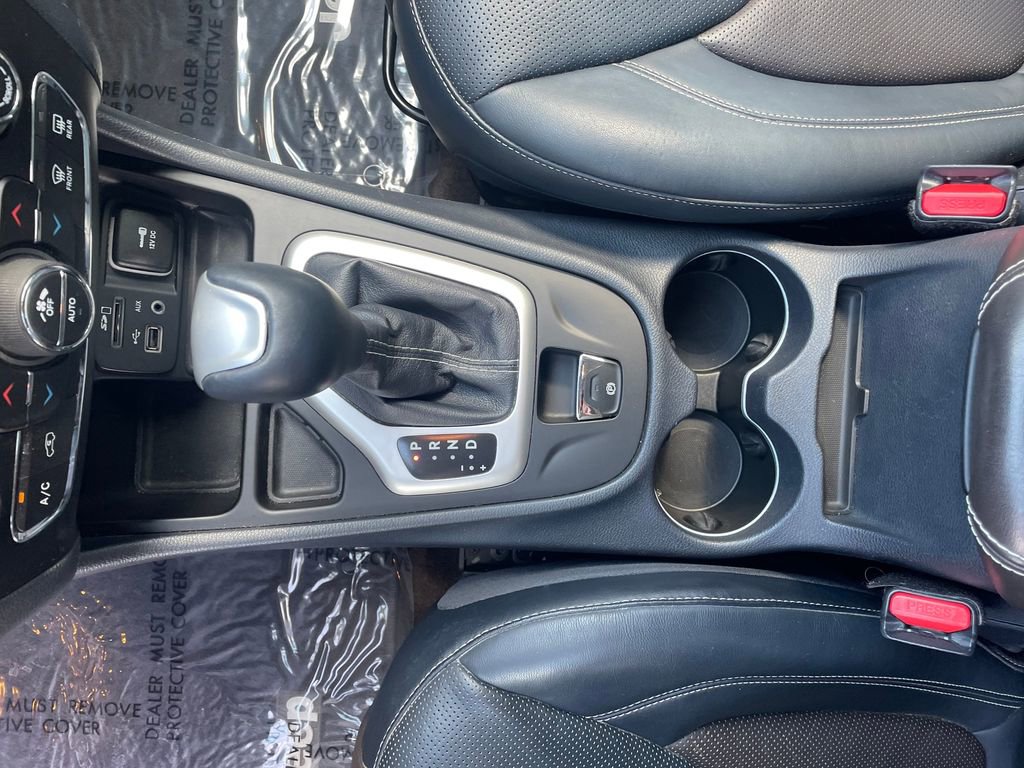 Used 2014 Jeep Cherokee Limited w/ Technology Group image 18
