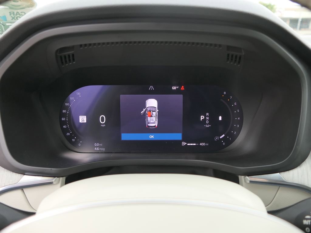 Used 2024 Volvo XC60 B5 Plus image 16