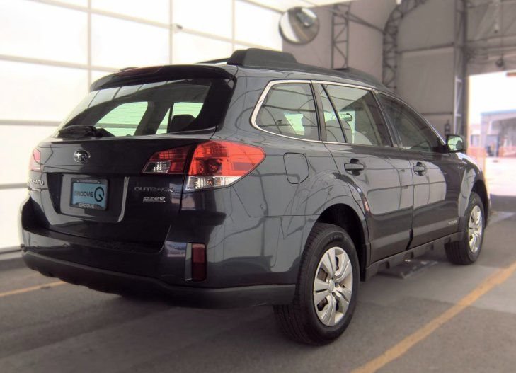 Used 2013 Subaru Outback 2.5i AWD/4WD image 5