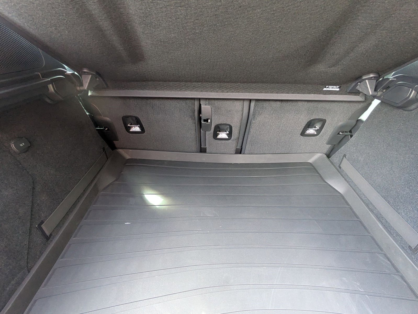 New 2025 Porsche Panamera 4 image 23