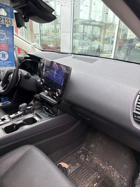 Used 2023 Lexus NX 350h AWD image 9